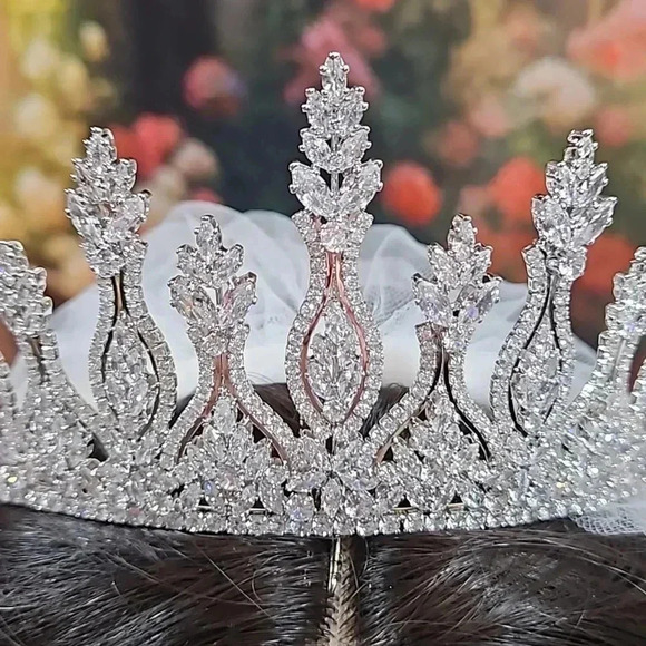 All that Bling is a Unique One-Of-A-Kind Bridal Package - Picture 13 of 17